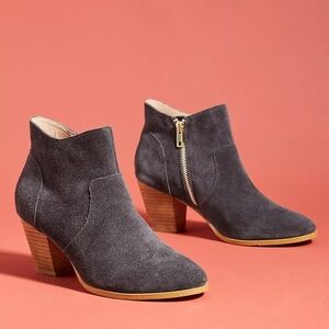 Anthropologie Wonderlust Charcoal Suede Ankle Booties 9